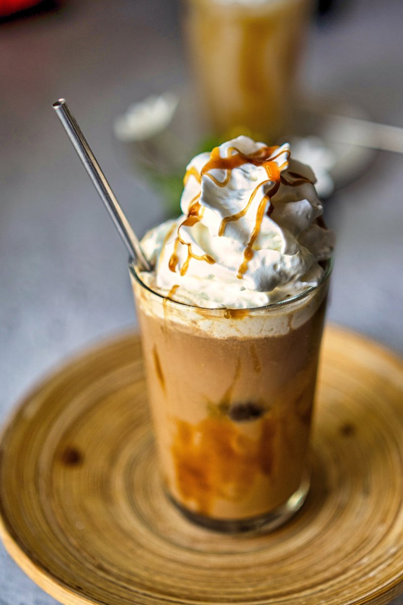 800px iced caramel latte recipe 2